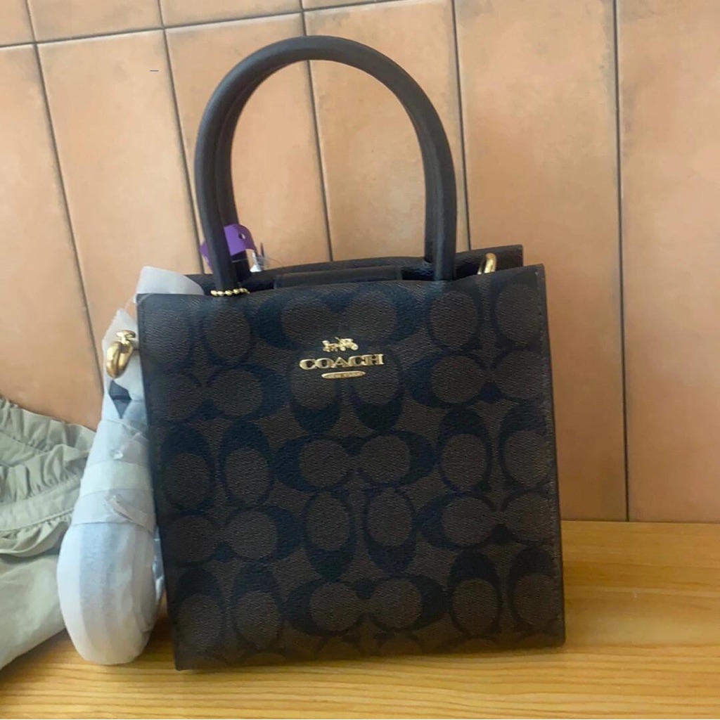 Mini Cally Coach - Sleek Unisex Crossbody Bag